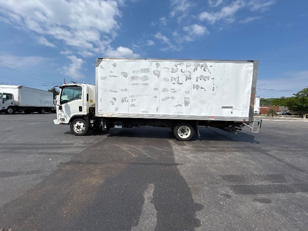 Medium Duty Box Truck-Light and Medium Duty Trucks-Isuzu-2021-NQR-West Babylon-NY-92,451\n\t\tmiles-$ 43,000 - Image 4
