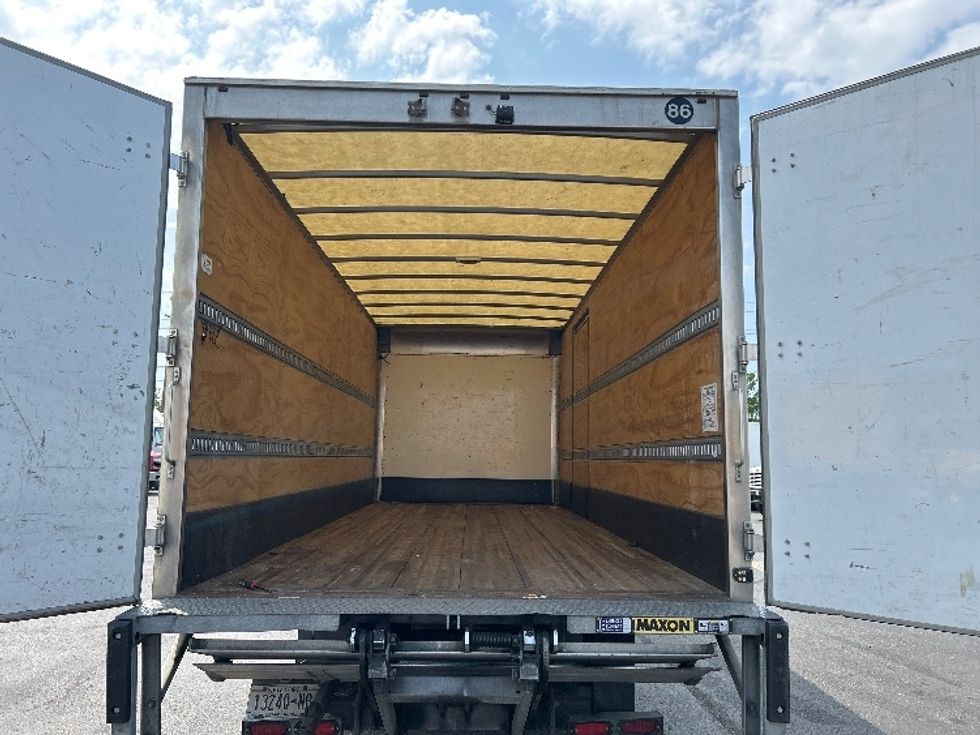 Medium Duty Box Truck-Light and Medium Duty Trucks-Isuzu-2021-NQR-West Babylon-NY-92,451\n\t\tmiles-$ 43,000 - Image 8