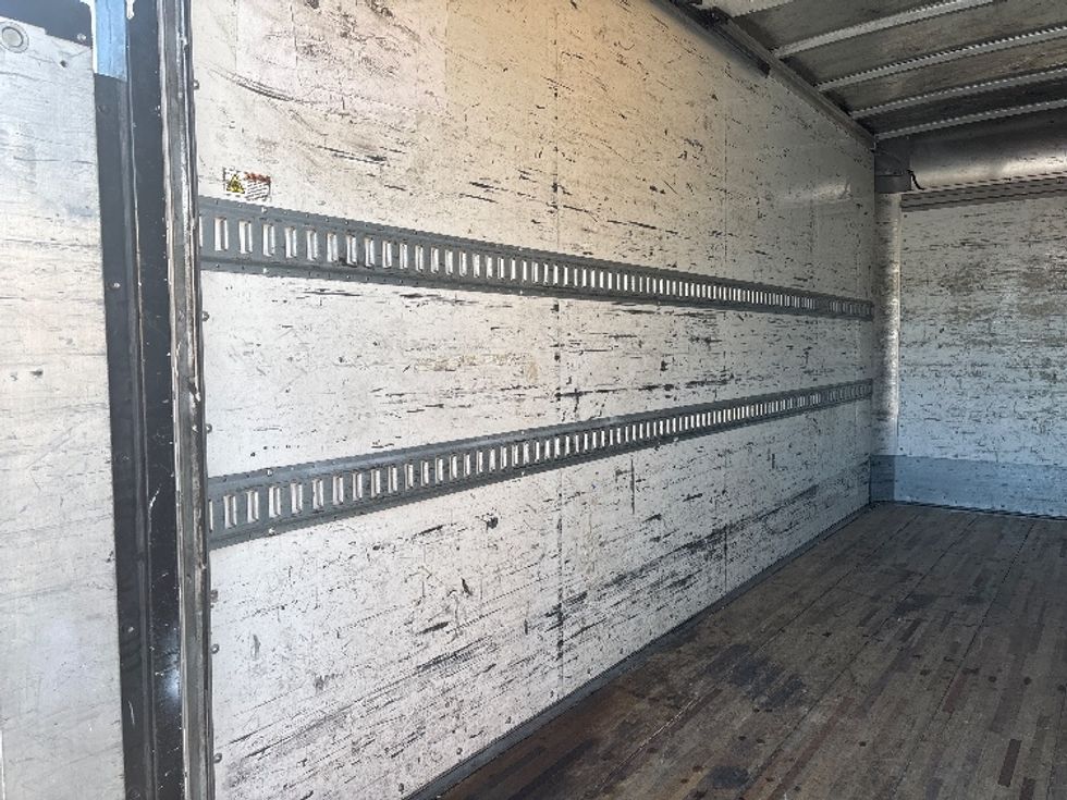 Medium Duty Box Truck-Light and Medium Duty Trucks-Isuzu-2021-NQR-West Sacramento-CA-116,180\n\t\tmiles-$ 50,750 - Image 11