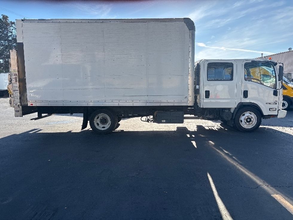 Medium Duty Box Truck-Light and Medium Duty Trucks-Isuzu-2021-NQR-West Sacramento-CA-116,180\n\t\tmiles-$ 50,750 - Image 15