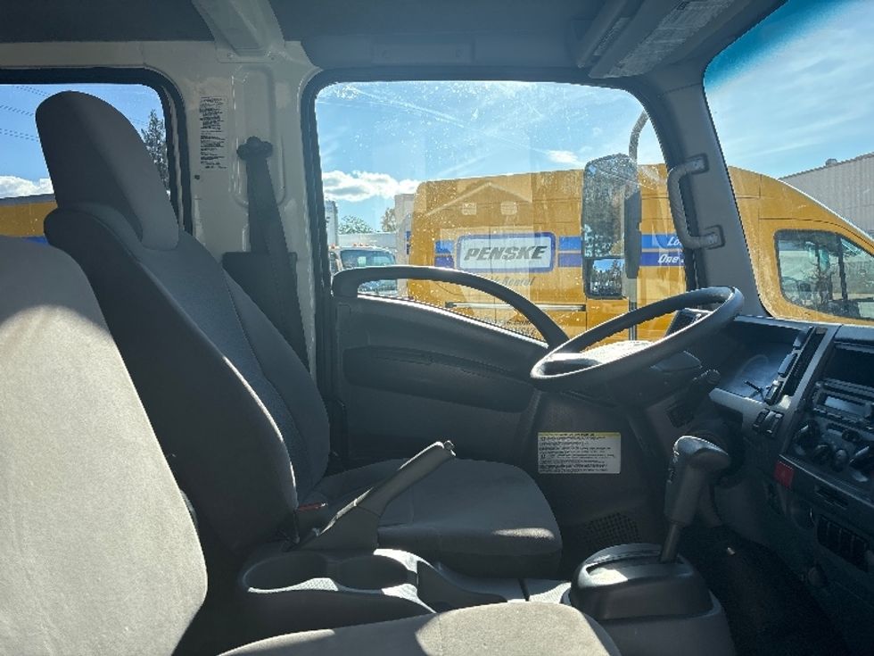Medium Duty Box Truck-Light and Medium Duty Trucks-Isuzu-2021-NQR-West Sacramento-CA-116,180\n\t\tmiles-$ 50,750 - Image 22