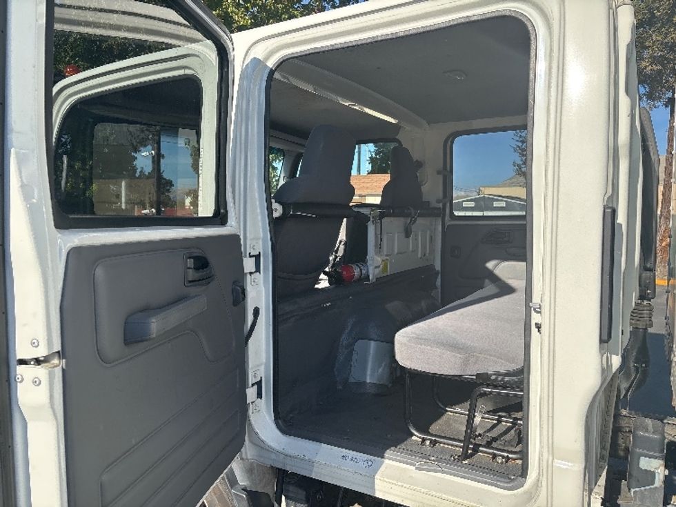 Medium Duty Box Truck-Light and Medium Duty Trucks-Isuzu-2021-NQR-West Sacramento-CA-116,180\n\t\tmiles-$ 50,750 - Image 25
