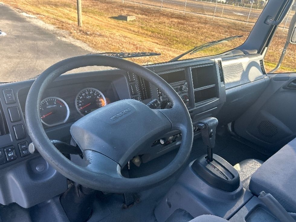 Medium Duty Box Truck-Light and Medium Duty Trucks-Isuzu-2021-NRR-Apopka-FL-153,099\n\t\tmiles-$ 38,750 - Image 17