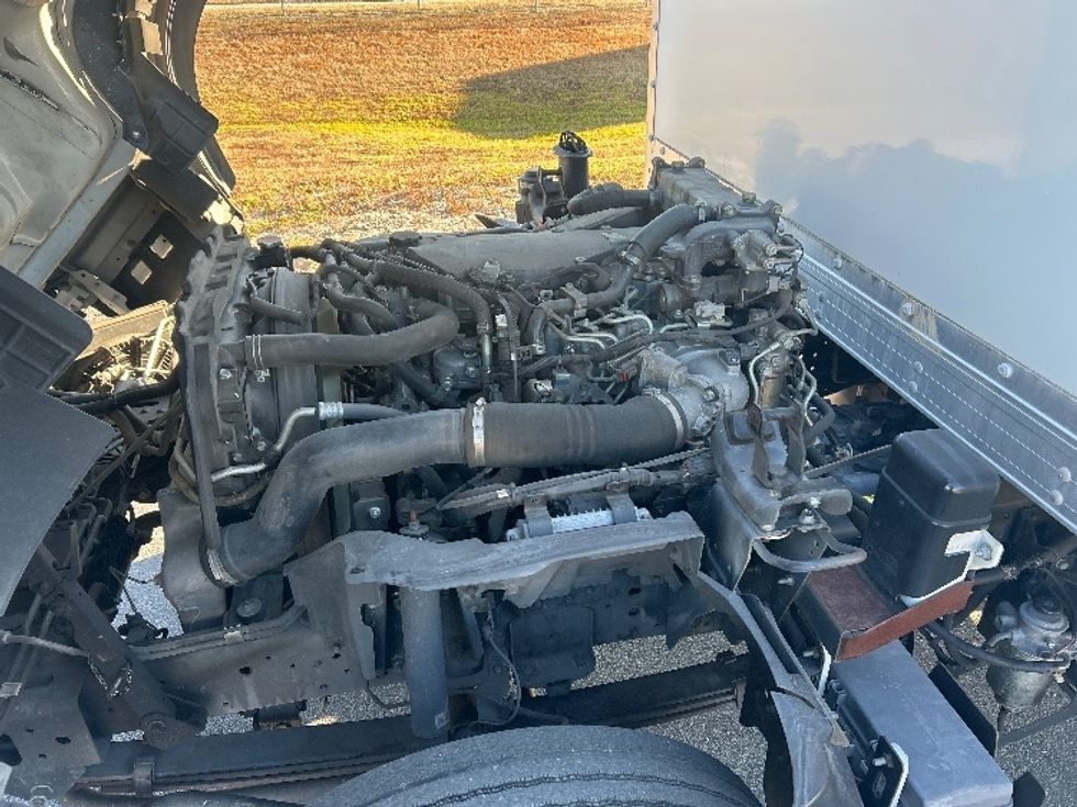 Medium Duty Box Truck-Light and Medium Duty Trucks-Isuzu-2021-NRR-Apopka-FL-153,099\n\t\tmiles-$ 38,750 - Image 24