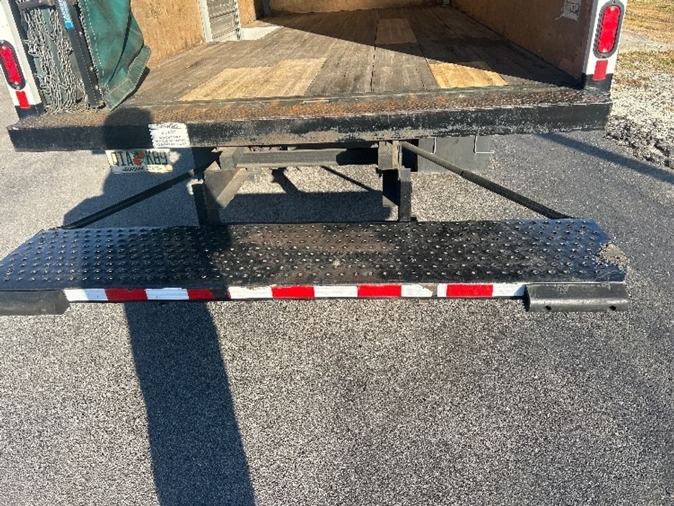 Medium Duty Box Truck-Light and Medium Duty Trucks-Isuzu-2021-NRR-Apopka-FL-153,099\n\t\tmiles-$ 38,750 - Image 9