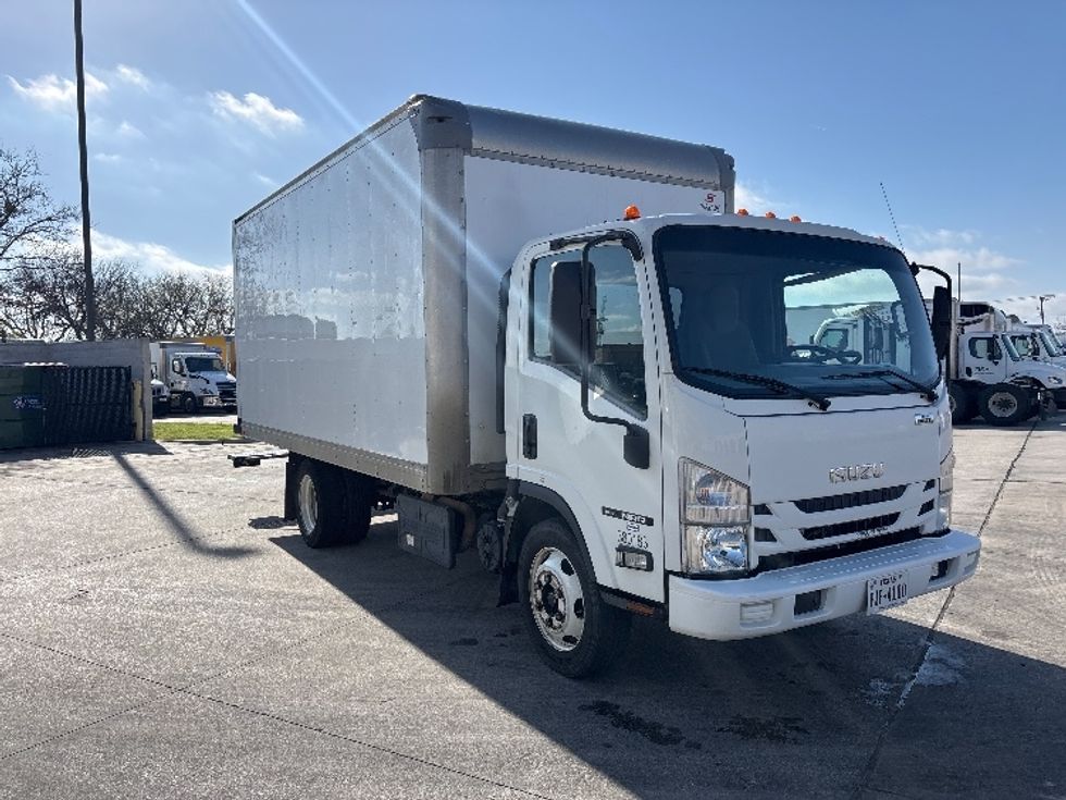 Medium Duty Box Truck-Light and Medium Duty Trucks-Isuzu-2021-NRR-Arlington-TX-146,947\n\t\tmiles-$ 34,000 - Image 1