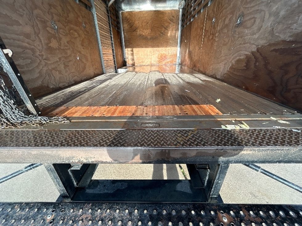 Medium Duty Box Truck-Light and Medium Duty Trucks-Isuzu-2021-NRR-Arlington-TX-146,947\n\t\tmiles-$ 34,000 - Image 10