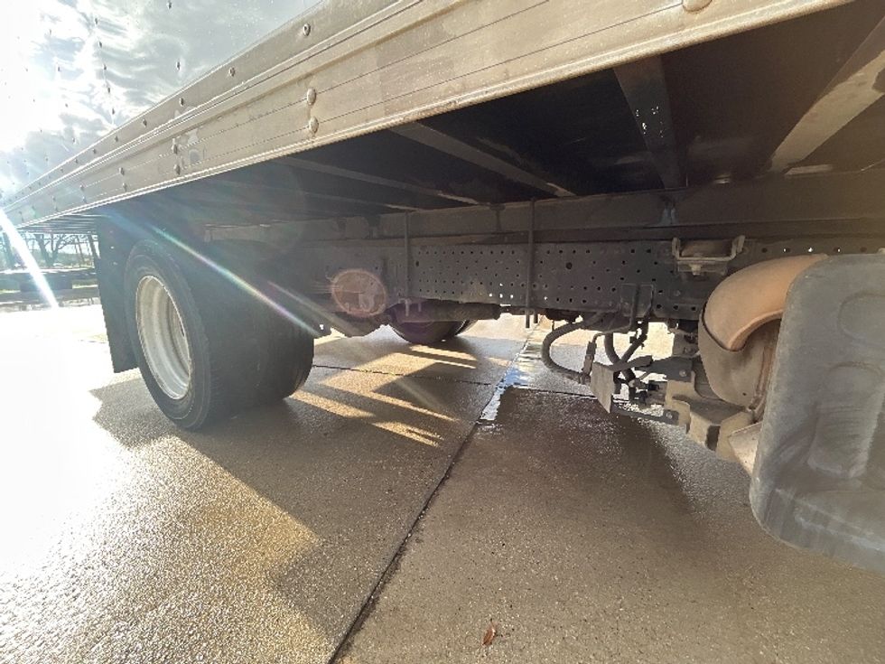 Medium Duty Box Truck-Light and Medium Duty Trucks-Isuzu-2021-NRR-Arlington-TX-146,947\n\t\tmiles-$ 34,000 - Image 13