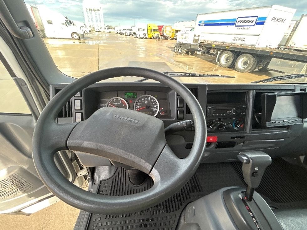 Medium Duty Box Truck-Light and Medium Duty Trucks-Isuzu-2021-NRR-Arlington-TX-146,947\n\t\tmiles-$ 34,000 - Image 17