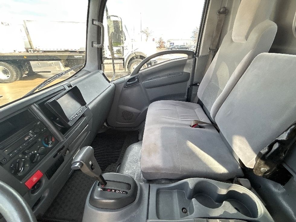 Medium Duty Box Truck-Light and Medium Duty Trucks-Isuzu-2021-NRR-Arlington-TX-146,947\n\t\tmiles-$ 34,000 - Image 18
