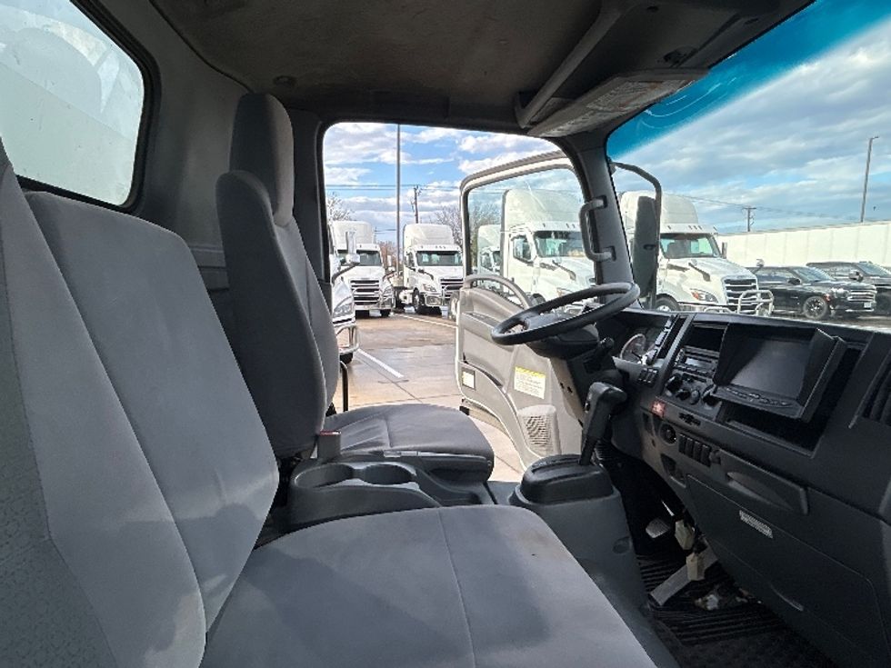 Medium Duty Box Truck-Light and Medium Duty Trucks-Isuzu-2021-NRR-Arlington-TX-146,947\n\t\tmiles-$ 34,000 - Image 21