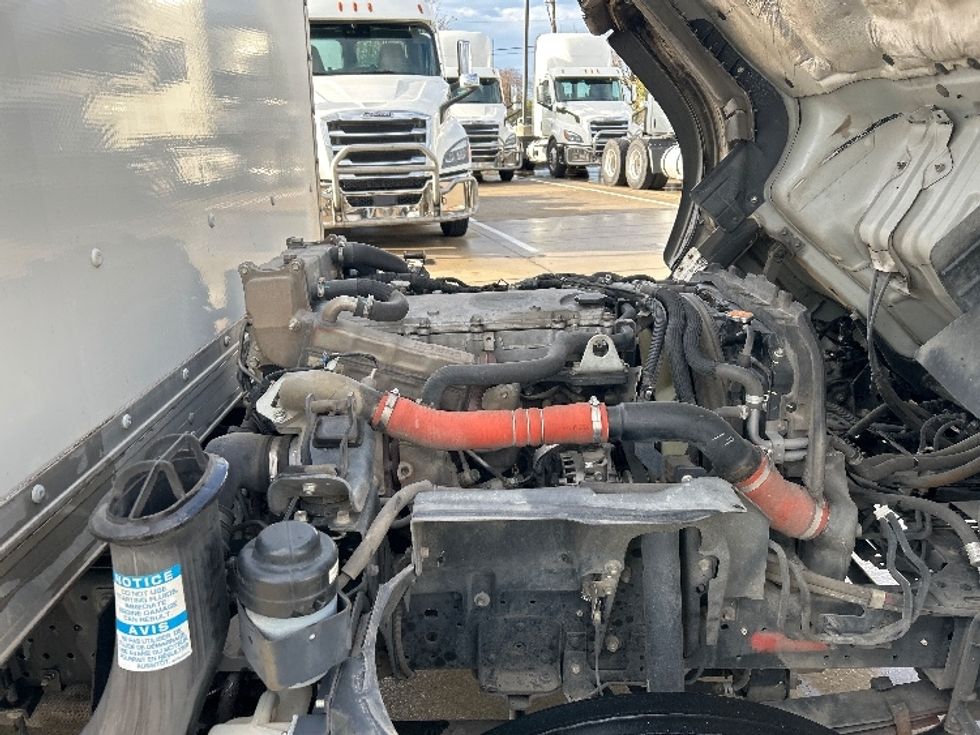 Medium Duty Box Truck-Light and Medium Duty Trucks-Isuzu-2021-NRR-Arlington-TX-146,947\n\t\tmiles-$ 34,000 - Image 22