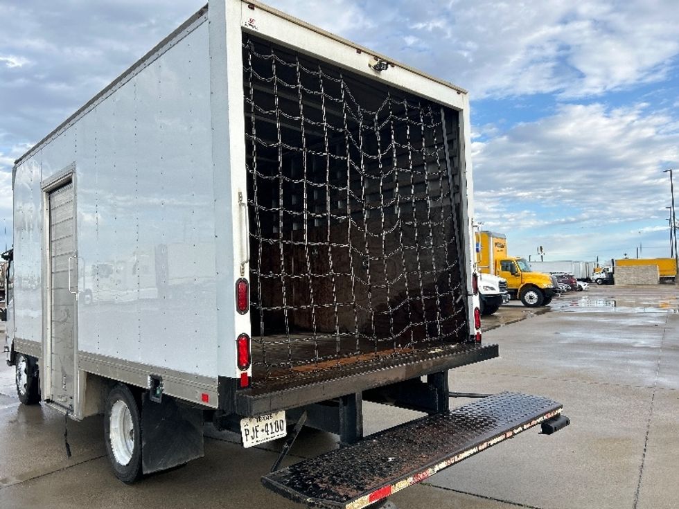 Medium Duty Box Truck-Light and Medium Duty Trucks-Isuzu-2021-NRR-Arlington-TX-146,947\n\t\tmiles-$ 34,000 - Image 6