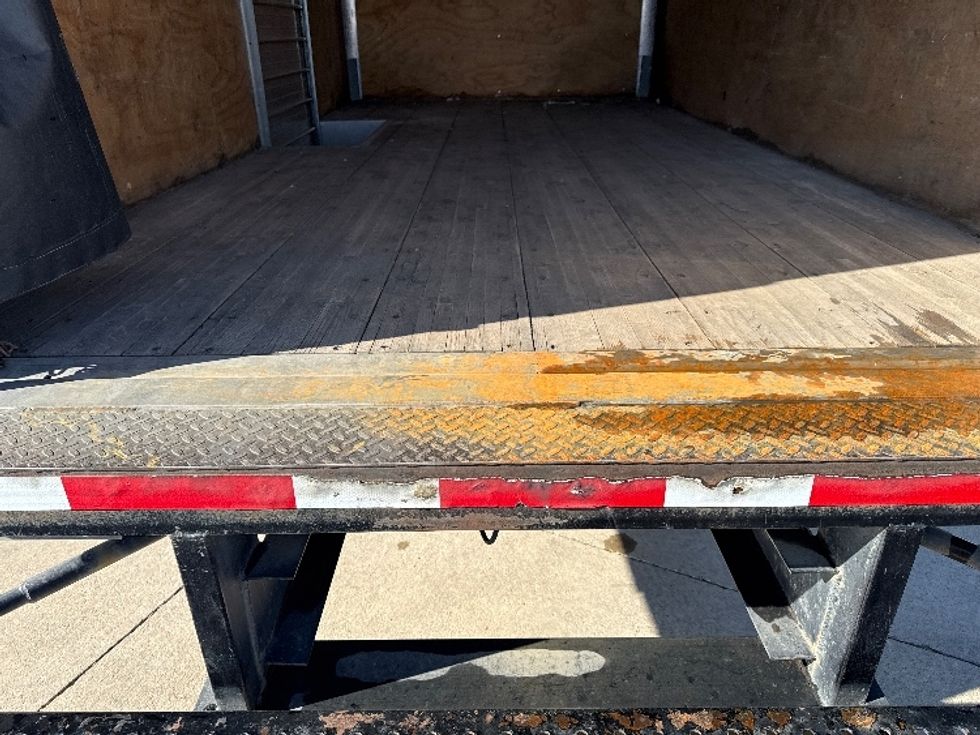 Medium Duty Box Truck-Light and Medium Duty Trucks-Isuzu-2021-NRR-Arlington-TX-220,370\n\t\tmiles-$ 20,000 - Image 10