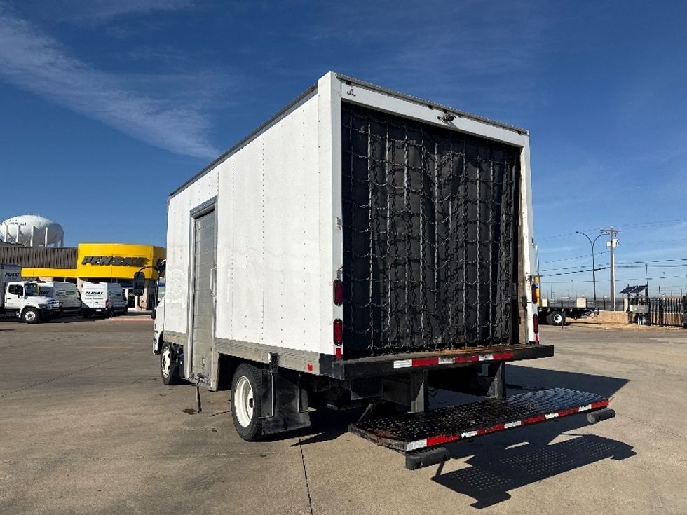 Medium Duty Box Truck-Light and Medium Duty Trucks-Isuzu-2021-NRR-Arlington-TX-220,370\n\t\tmiles-$ 20,000 - Image 6