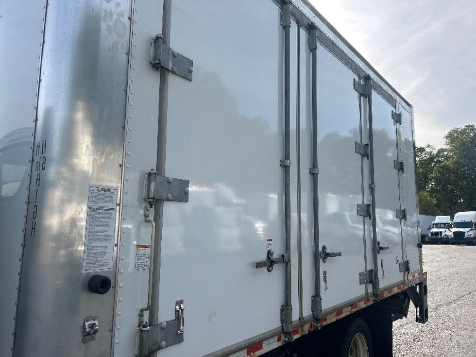 Medium Duty Box Truck-Light and Medium Duty Trucks-Isuzu-2021-NRR-Braintree-MA-148,328\n\t\tmiles-$ 36,750 - Image 26