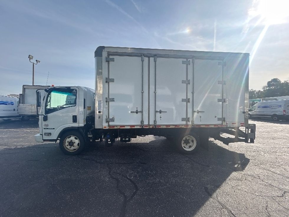 Medium Duty Box Truck-Light and Medium Duty Trucks-Isuzu-2021-NRR-Braintree-MA-148,328\n\t\tmiles-$ 36,750 - Image 4