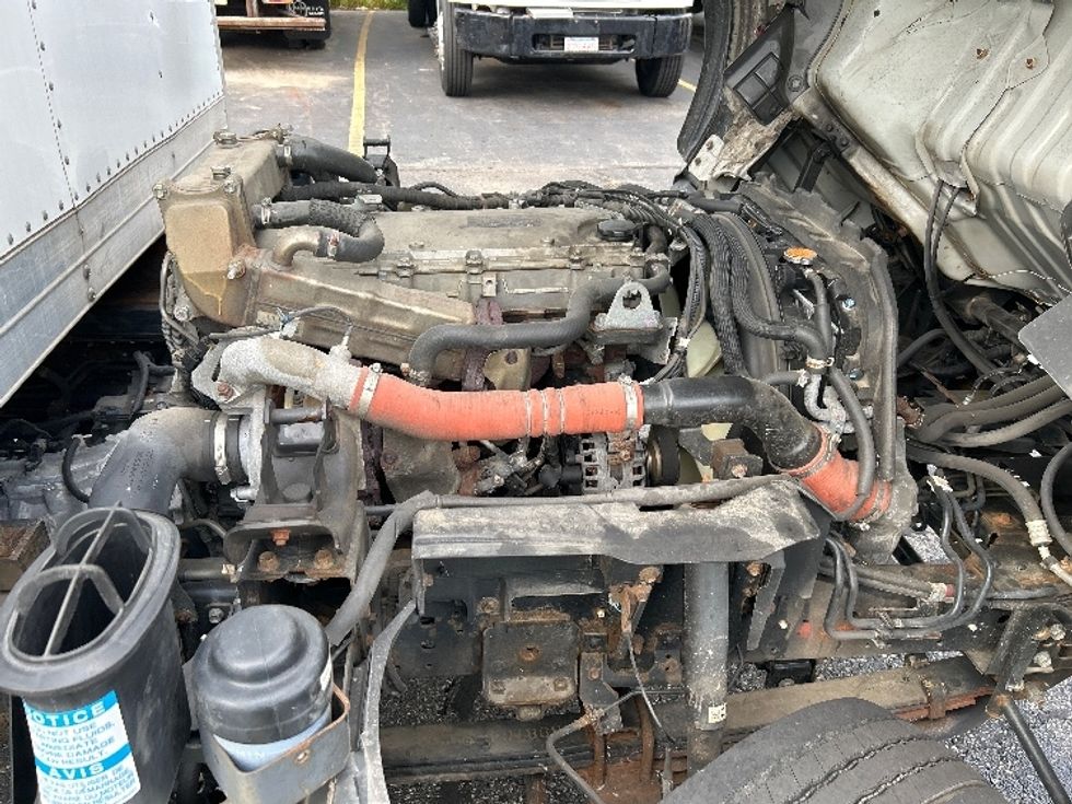 Medium Duty Box Truck-Light and Medium Duty Trucks-Isuzu-2021-NRR-Braintree-MA-163,109\n\t\tmiles-$ 34,500 - Image 21