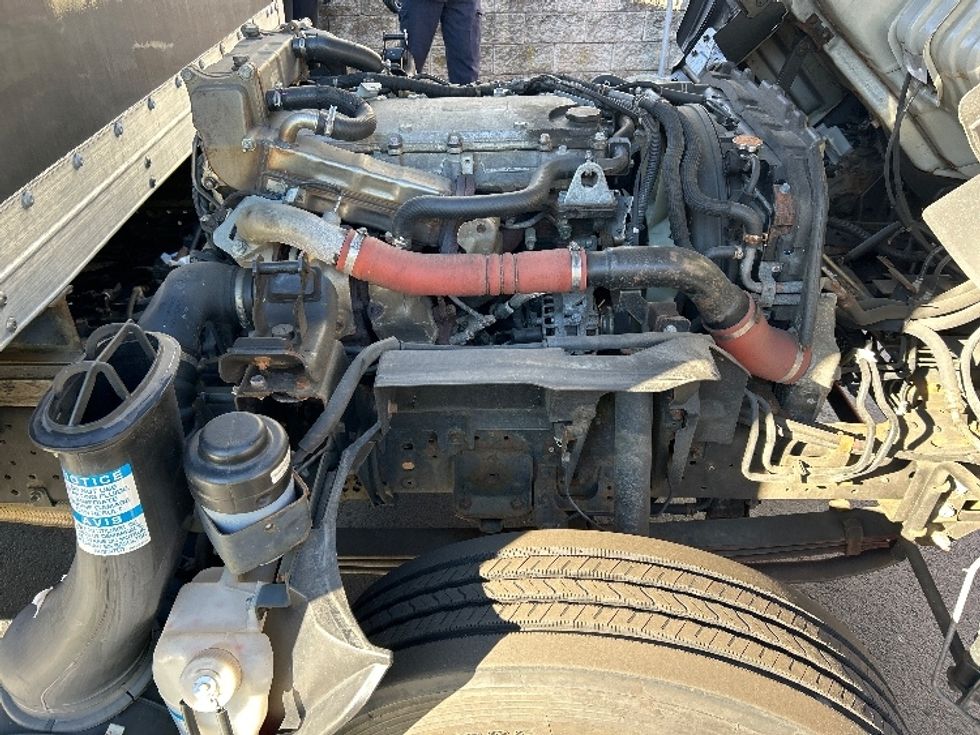 Medium Duty Box Truck-Light and Medium Duty Trucks-Isuzu-2021-NRR-Braintree-MA-45,343\n\t\tmiles-$ 48,500 - Image 23