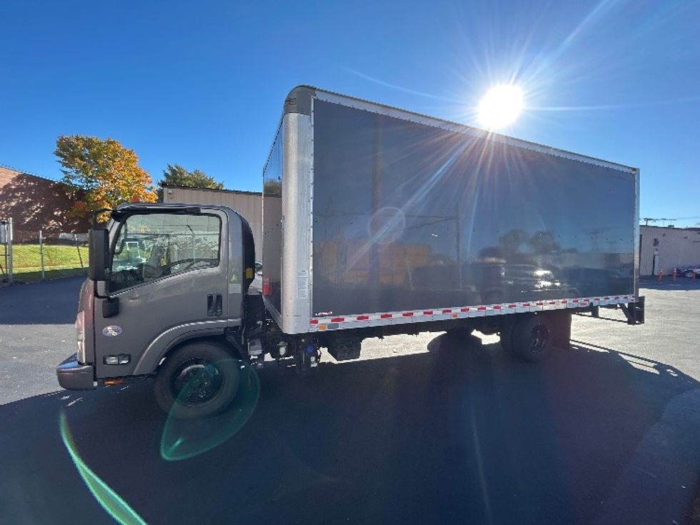 Medium Duty Box Truck-Light and Medium Duty Trucks-Isuzu-2021-NRR-Braintree-MA-45,343\n\t\tmiles-$ 48,500 - Image 4