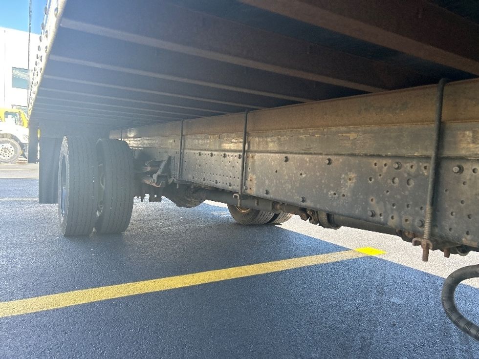 Medium Duty Box Truck-Light and Medium Duty Trucks-Isuzu-2021-NRR-Braintree-MA-63,525\n\t\tmiles-$ 46,750 - Image 14