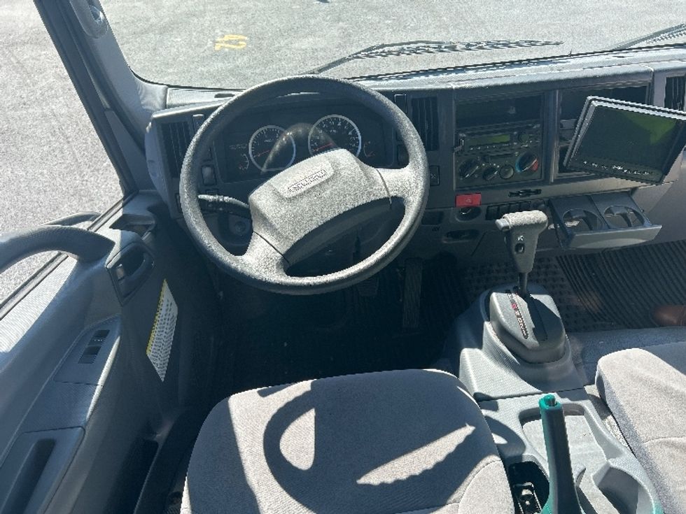 Medium Duty Box Truck-Light and Medium Duty Trucks-Isuzu-2021-NRR-Braintree-MA-63,525\n\t\tmiles-$ 46,750 - Image 18