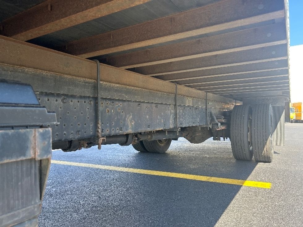 Medium Duty Box Truck-Light and Medium Duty Trucks-Isuzu-2021-NRR-Braintree-MA-63,525\n\t\tmiles-$ 46,750 - Image 5