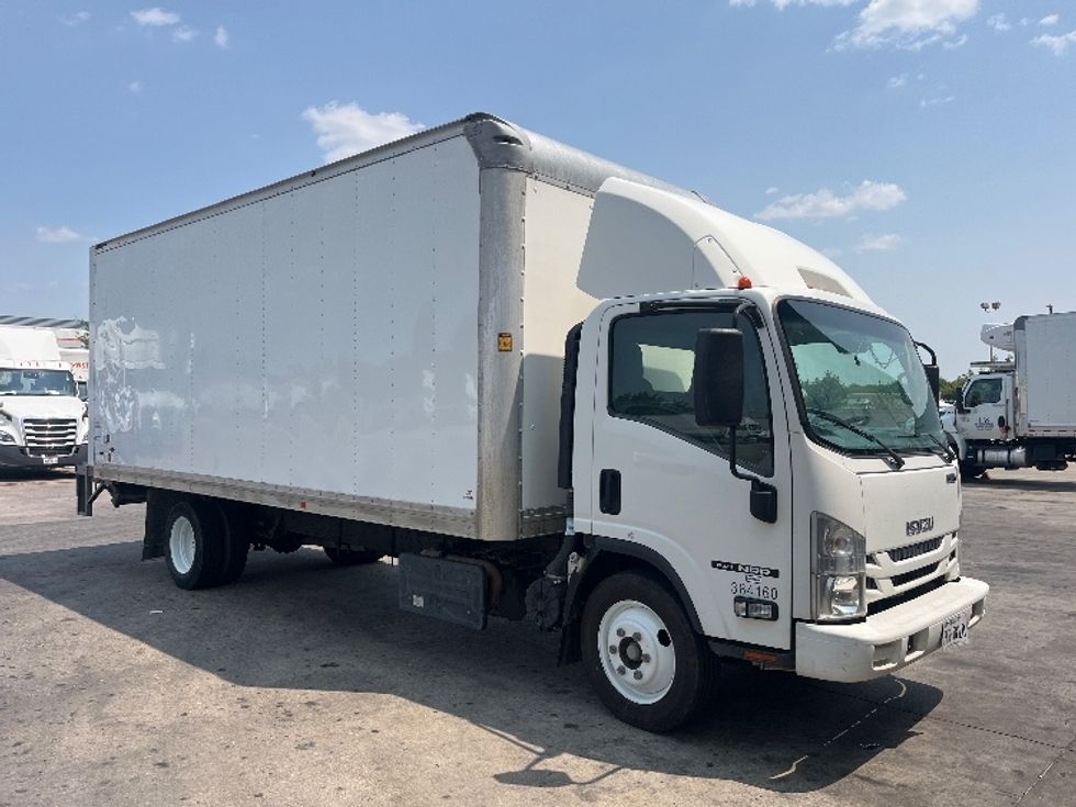 Medium Duty Box Truck-Light and Medium Duty Trucks-Isuzu-2021-NRR-Carrollton-TX-252,616\n\t\tmiles-$ 18,000 - Image 1