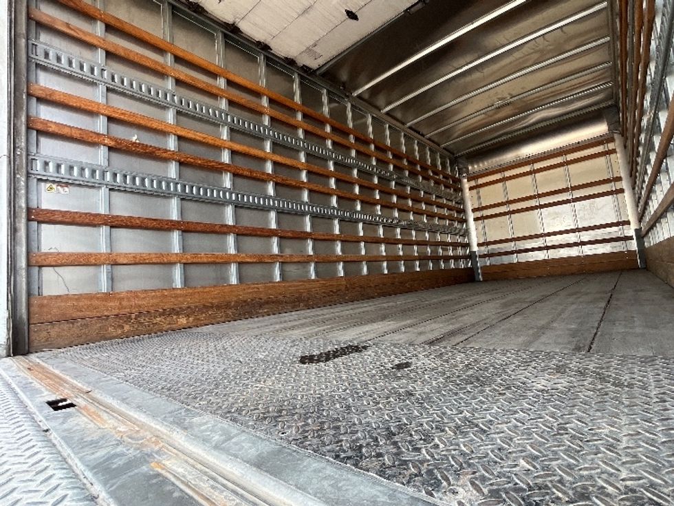 Medium Duty Box Truck-Light and Medium Duty Trucks-Isuzu-2021-NRR-Carrollton-TX-252,616\n\t\tmiles-$ 18,000 - Image 11