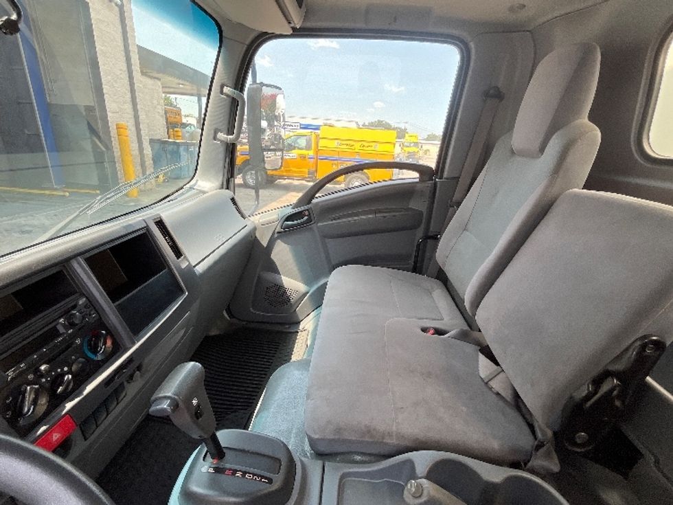 Medium Duty Box Truck-Light and Medium Duty Trucks-Isuzu-2021-NRR-Carrollton-TX-252,616\n\t\tmiles-$ 18,000 - Image 19