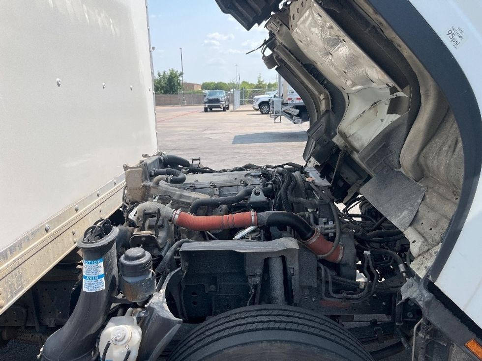Medium Duty Box Truck-Light and Medium Duty Trucks-Isuzu-2021-NRR-Carrollton-TX-252,616\n\t\tmiles-$ 18,000 - Image 23