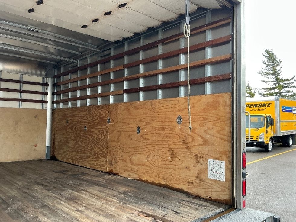 Medium Duty Box Truck-Light and Medium Duty Trucks-Isuzu-2021-NRR-Cincinnati-OH-151,169\n\t\tmiles-$ 40,750 - Image 11