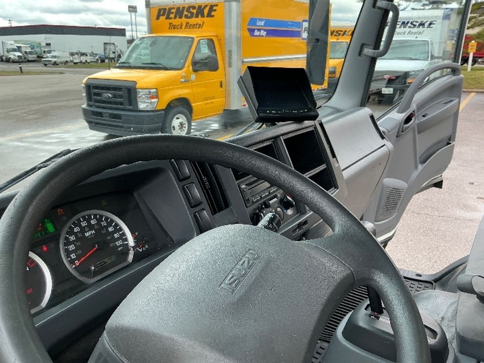 Medium Duty Box Truck-Light and Medium Duty Trucks-Isuzu-2021-NRR-Cincinnati-OH-151,169\n\t\tmiles-$ 40,750 - Image 16
