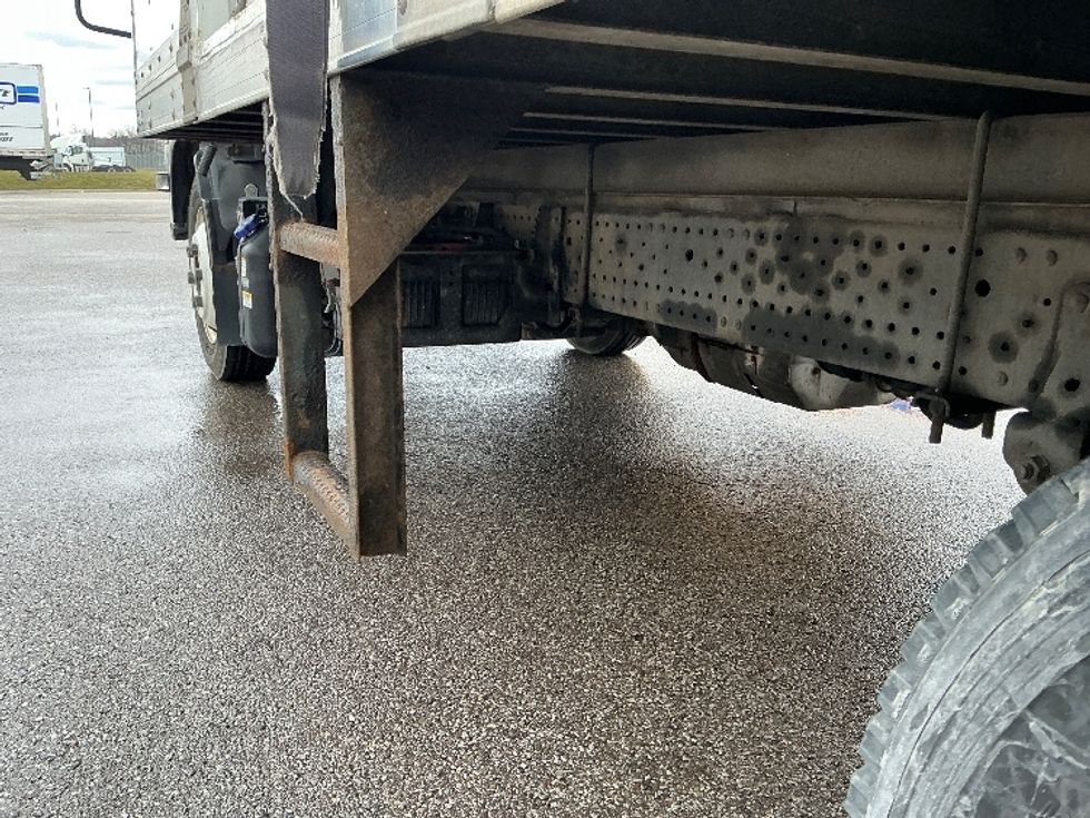 Medium Duty Box Truck-Light and Medium Duty Trucks-Isuzu-2021-NRR-Cincinnati-OH-151,169\n\t\tmiles-$ 40,750 - Image 5