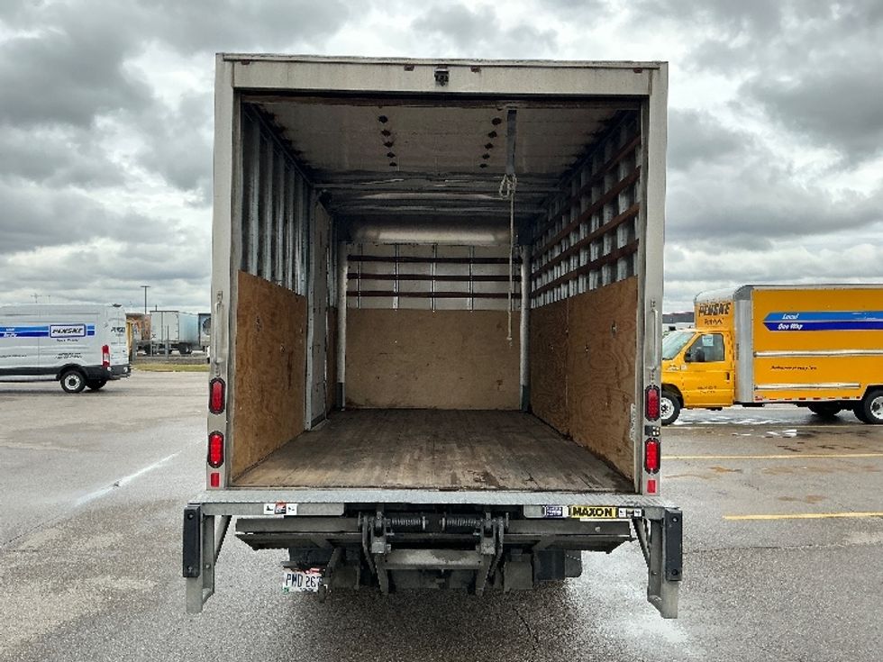 Medium Duty Box Truck-Light and Medium Duty Trucks-Isuzu-2021-NRR-Cincinnati-OH-151,169\n\t\tmiles-$ 40,750 - Image 8