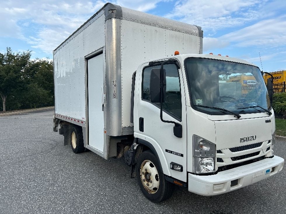 Medium Duty Box Truck-Light and Medium Duty Trucks-Isuzu-2021-NRR-Fitchburg-MA-159,281\n\t\tmiles-$ 32,000 - Image 1