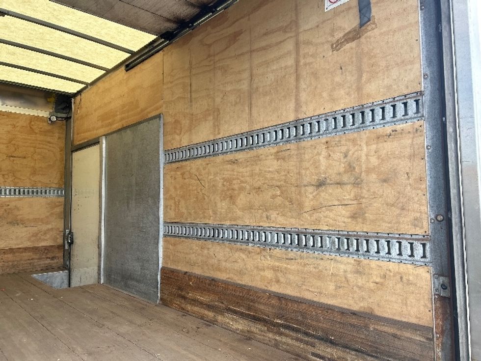 Medium Duty Box Truck-Light and Medium Duty Trucks-Isuzu-2021-NRR-Fitchburg-MA-159,281\n\t\tmiles-$ 32,000 - Image 12