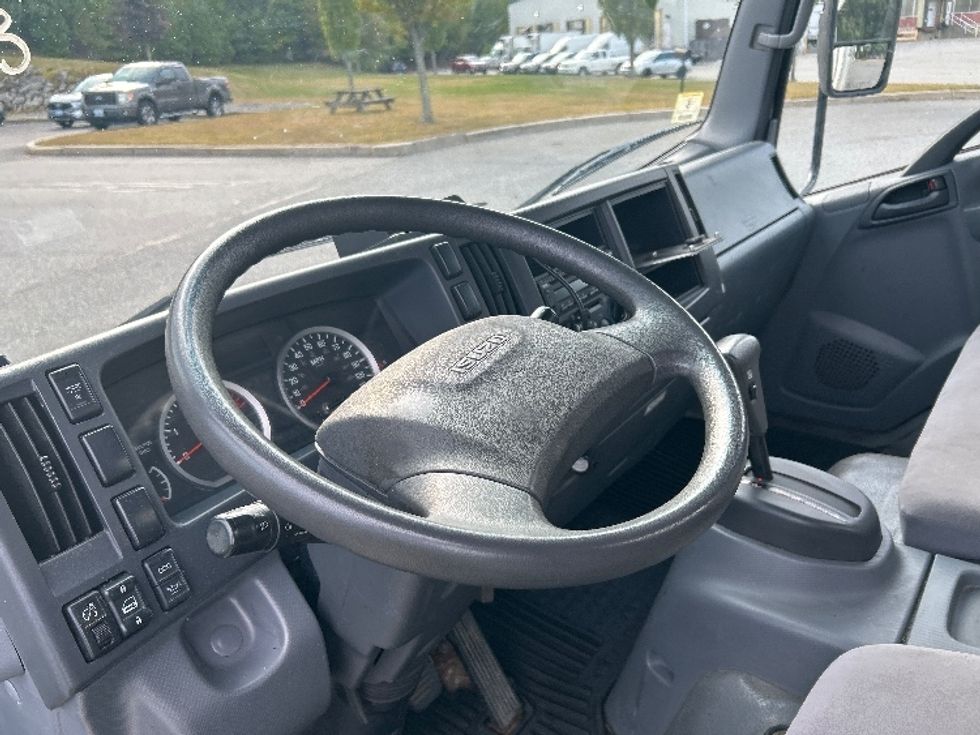 Medium Duty Box Truck-Light and Medium Duty Trucks-Isuzu-2021-NRR-Fitchburg-MA-159,281\n\t\tmiles-$ 32,000 - Image 17