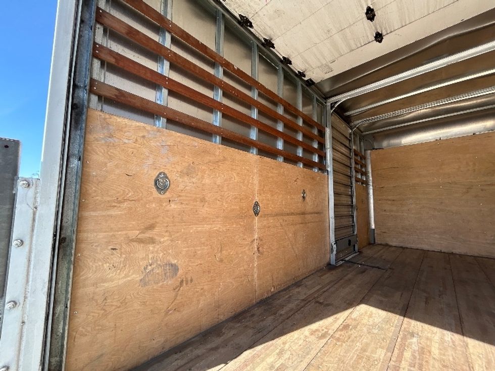 Medium Duty Box Truck-Light and Medium Duty Trucks-Isuzu-2021-NRR-Hammond-LA-144,359\n\t\tmiles-$ 42,500 - Image 11