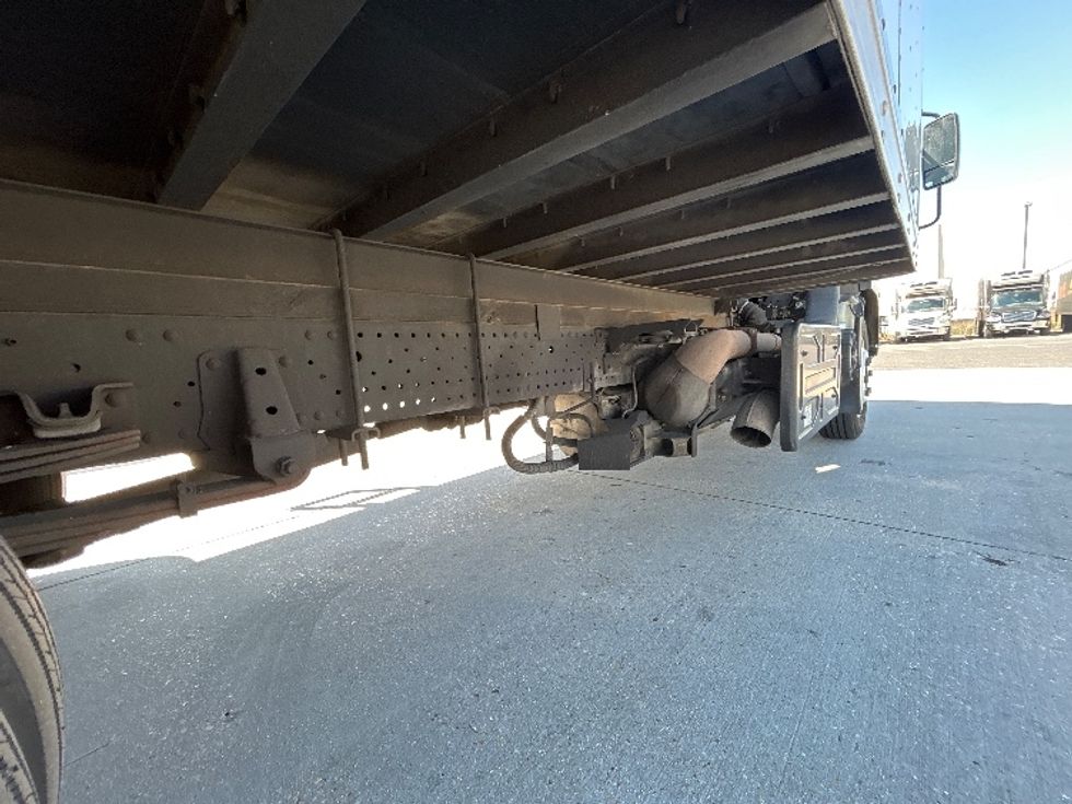 Medium Duty Box Truck-Light and Medium Duty Trucks-Isuzu-2021-NRR-Hammond-LA-145,549\n\t\tmiles-$ 42,250 - Image 14