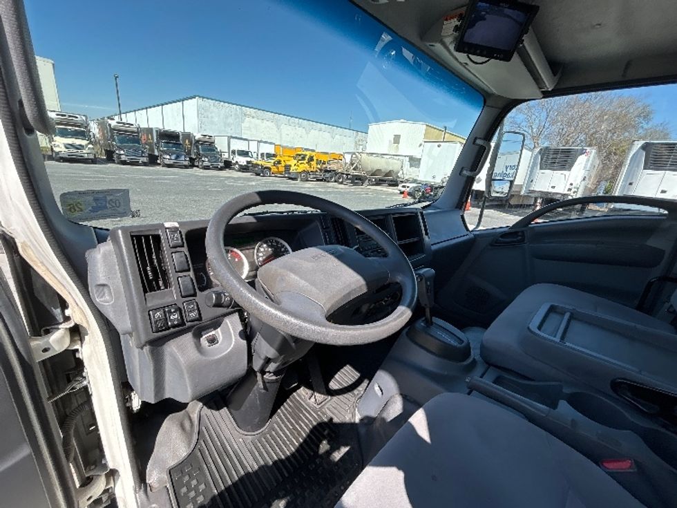 Medium Duty Box Truck-Light and Medium Duty Trucks-Isuzu-2021-NRR-Hammond-LA-145,549\n\t\tmiles-$ 42,250 - Image 17