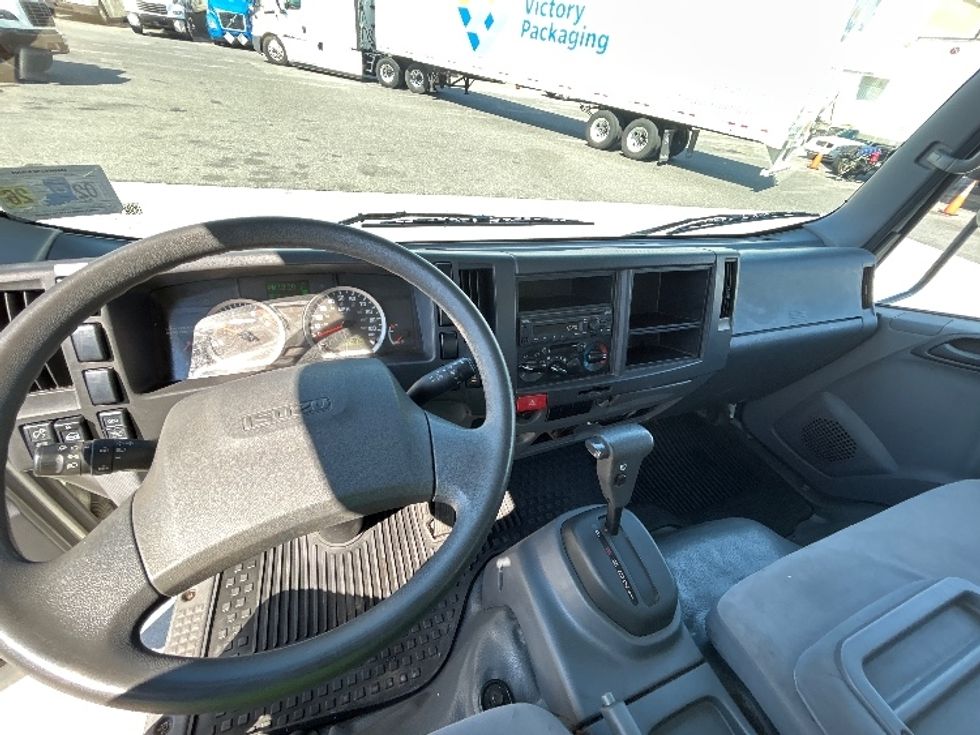 Medium Duty Box Truck-Light and Medium Duty Trucks-Isuzu-2021-NRR-Hammond-LA-145,549\n\t\tmiles-$ 42,250 - Image 18