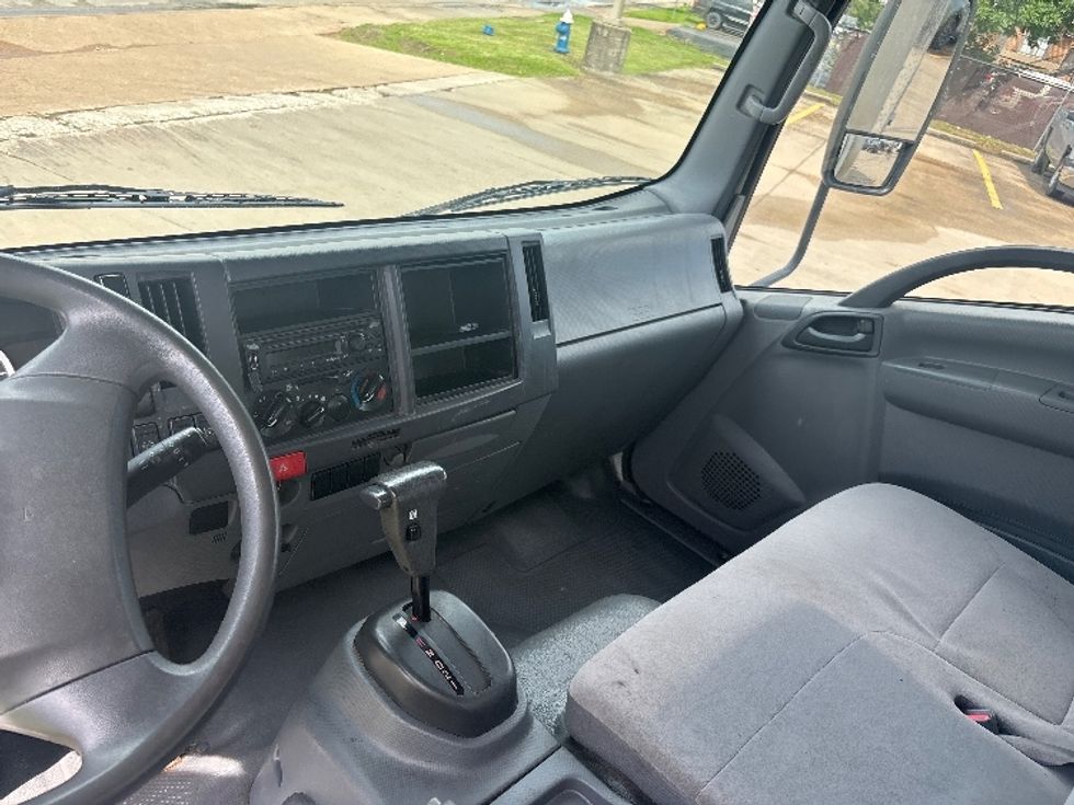 Medium Duty Box Truck-Light and Medium Duty Trucks-Isuzu-2021-NRR-Houston-TX-110,409\n\t\tmiles-$ 43,750 - Image 17