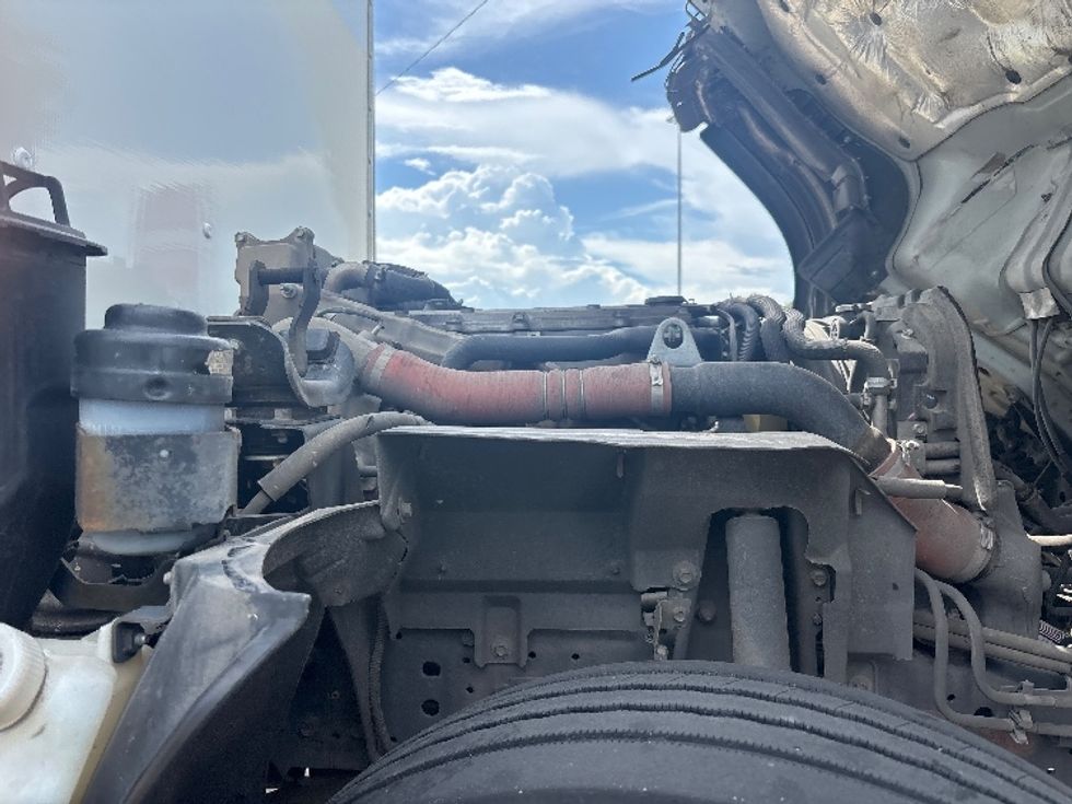 Medium Duty Box Truck-Light and Medium Duty Trucks-Isuzu-2021-NRR-Houston-TX-110,409\n\t\tmiles-$ 43,750 - Image 23