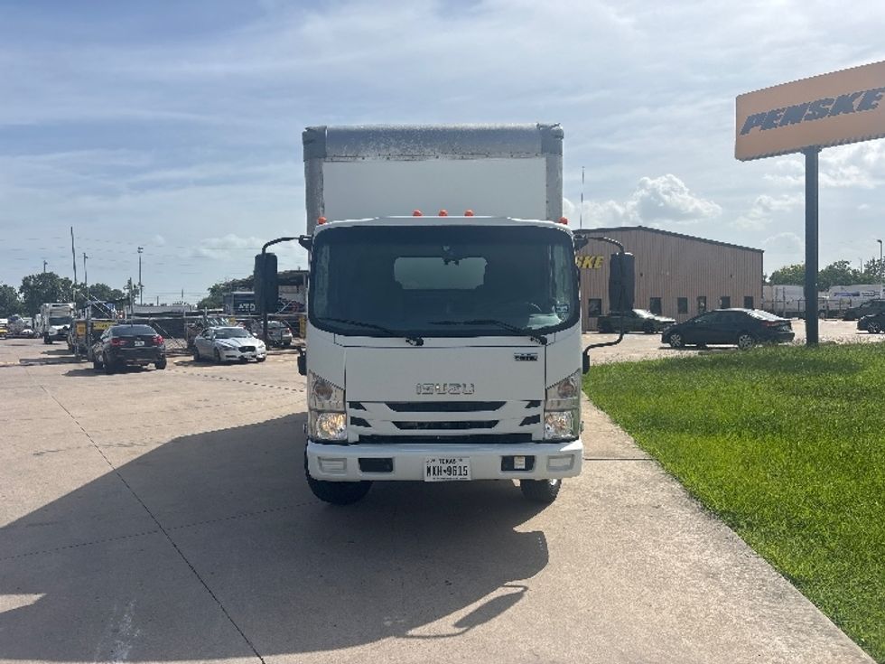 Medium Duty Box Truck-Light and Medium Duty Trucks-Isuzu-2021-NRR-Houston-TX-152,393\n\t\tmiles-$ 42,250 - Image 2