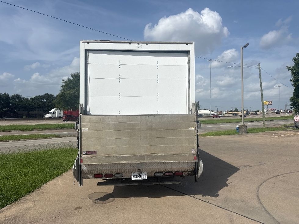 Medium Duty Box Truck-Light and Medium Duty Trucks-Isuzu-2021-NRR-Houston-TX-152,393\n\t\tmiles-$ 42,250 - Image 7