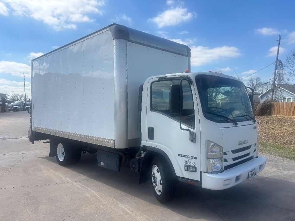 Medium Duty Box Truck-Light and Medium Duty Trucks-Isuzu-2021-NRR-Houston-TX-159,356\n\t\tmiles-$ 39,000 - Image 1