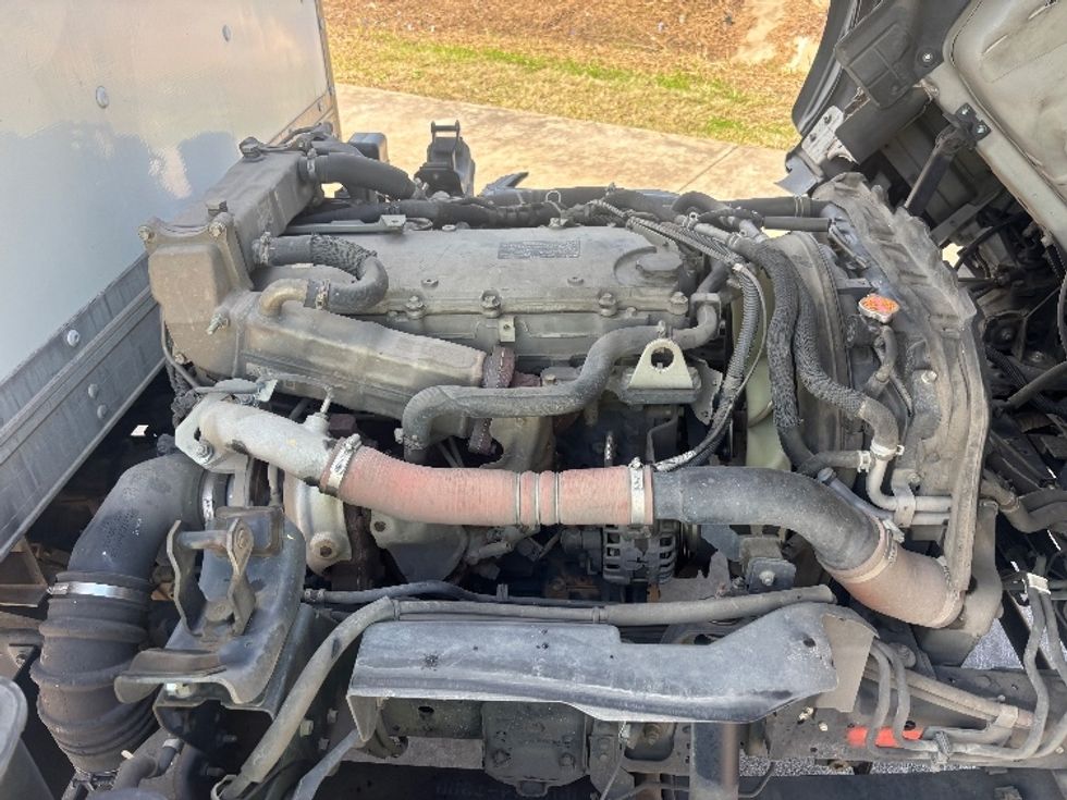 Medium Duty Box Truck-Light and Medium Duty Trucks-Isuzu-2021-NRR-Houston-TX-159,356\n\t\tmiles-$ 39,000 - Image 22