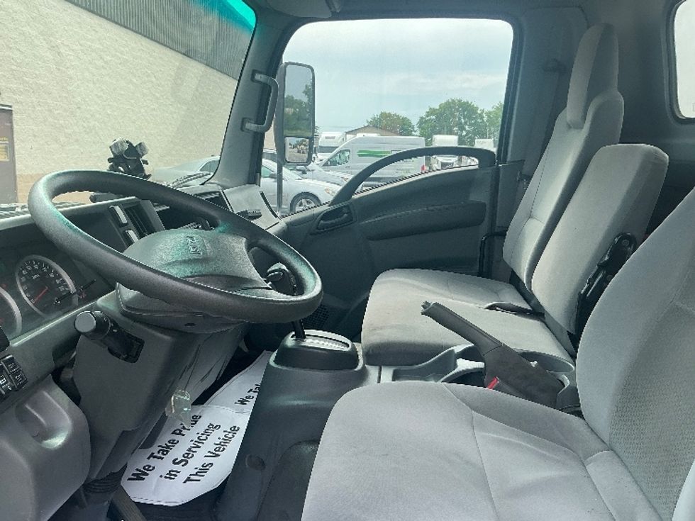 Medium Duty Box Truck-Light and Medium Duty Trucks-Isuzu-2021-NRR-La Porte-IN-163,833\n\t\tmiles-$ 32,750 - Image 16