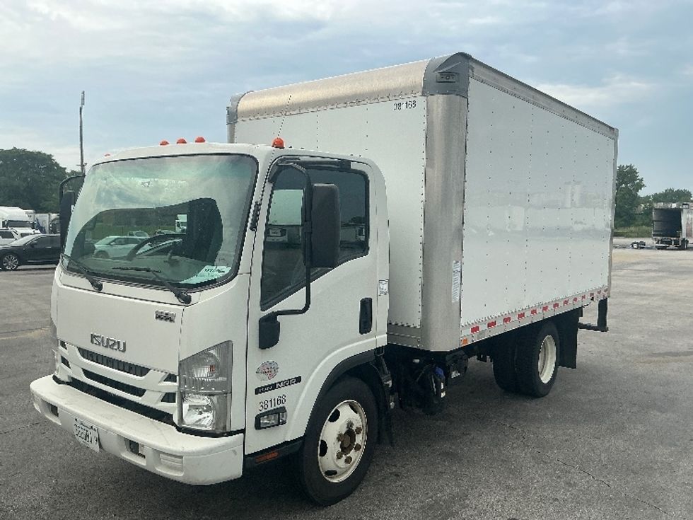 Medium Duty Box Truck-Light and Medium Duty Trucks-Isuzu-2021-NRR-La Porte-IN-163,833\n\t\tmiles-$ 32,750 - Image 3